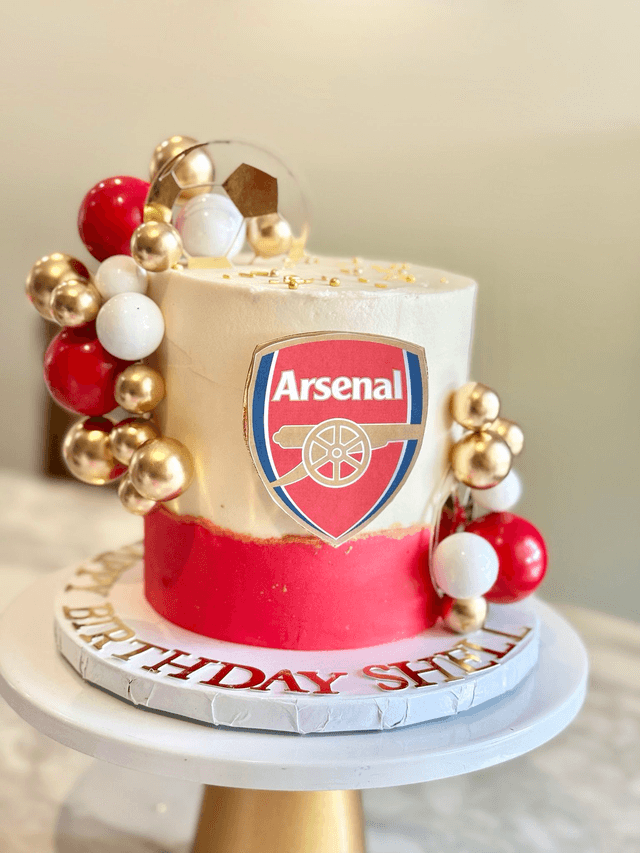 Arsenal Football Birthday Cake
