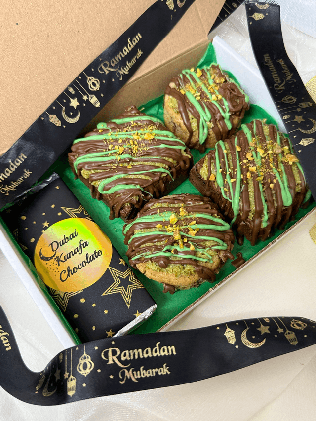 Viral Dubai Pistachio Kunafa Chocolate, Kunafa Brownies, Kunafa Chunky chocolate chip Cookies!
