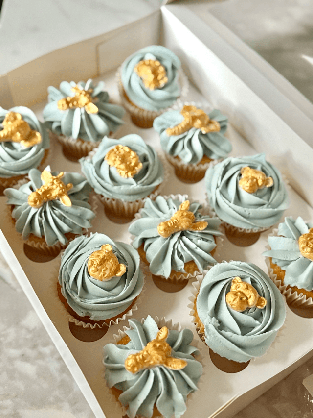 Blue Safari Jungle Animals Birthday Cupcakes