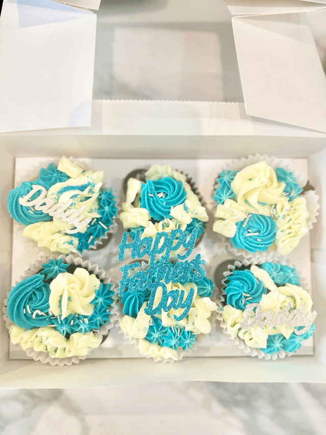 Father’s Day Cupcakes Gift Box