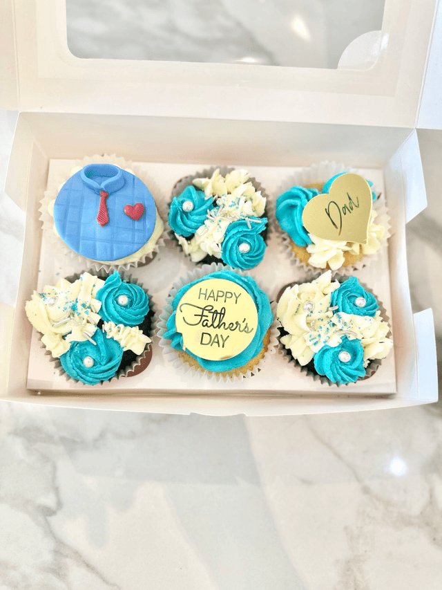 Father’s Day Cupcakes Gift Box