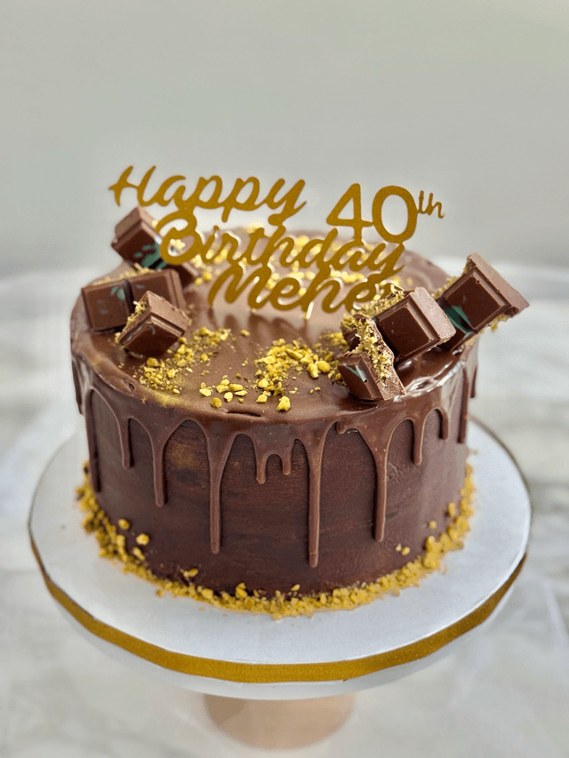 Dubai Kunafa chocolate Cake