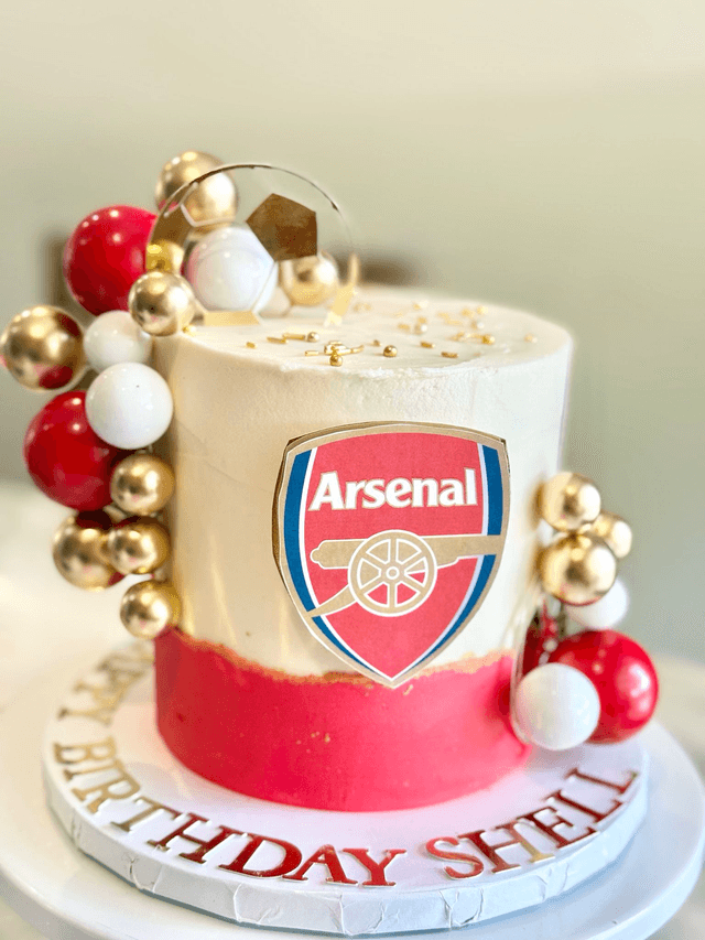 Arsenal Football Birthday Cake