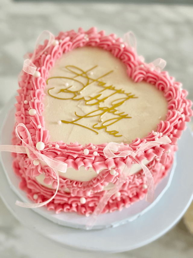 Pink &amp; white Heart Vintage Birthday Cake