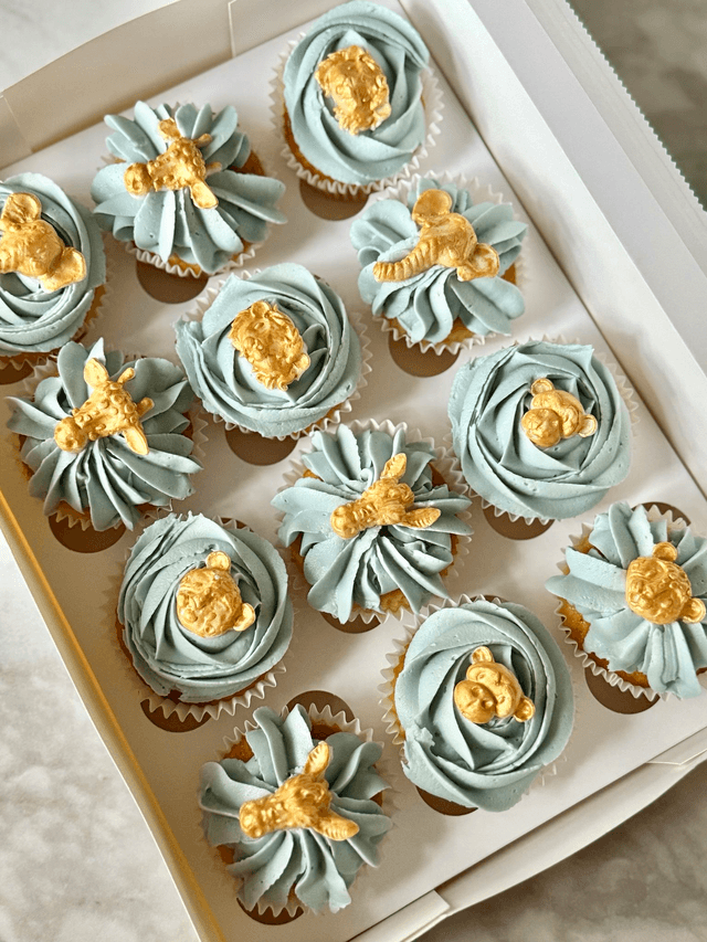 Blue Safari Jungle Animals Birthday Cupcakes