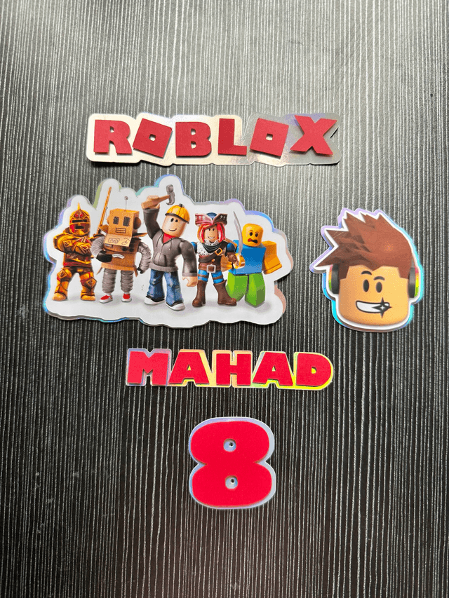 Personalised Roblox Cake toppers